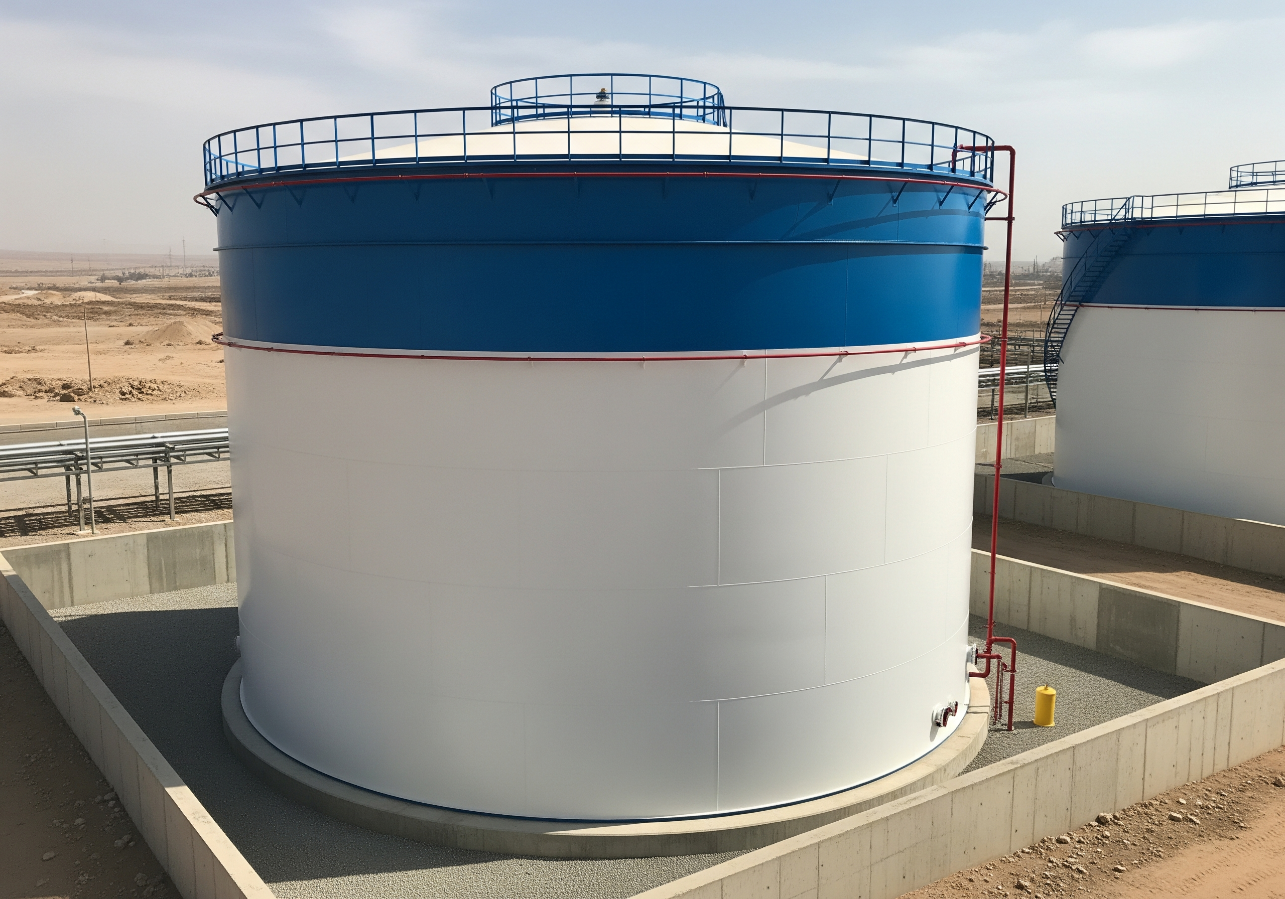 Промышленные емкости из металла: Какие бывают и где заказать