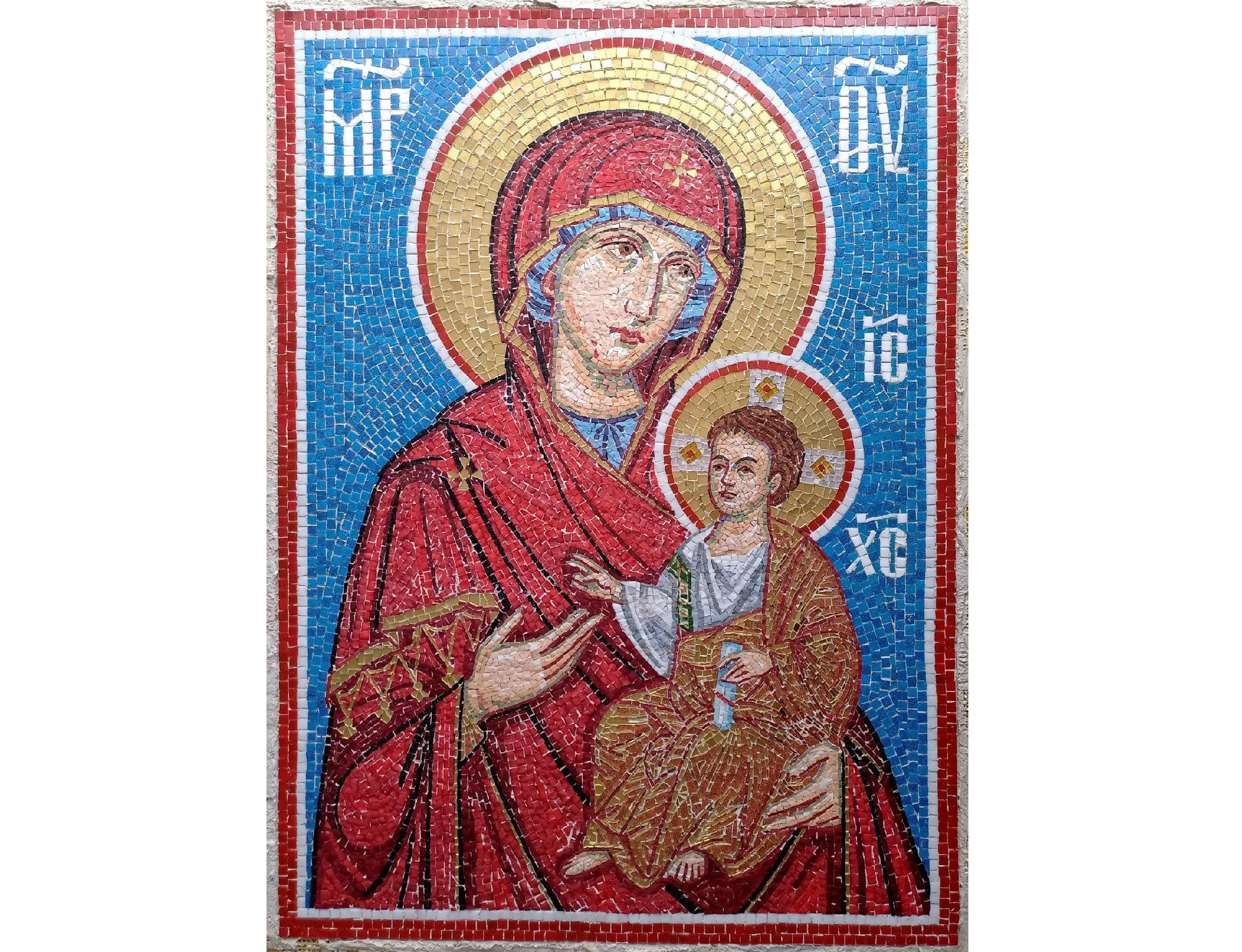 Krovelson передал икону храму Преподобного Сергия Радонежского