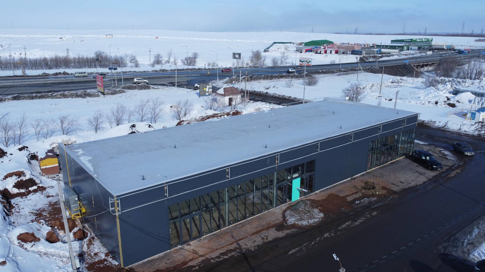 Наши сэндвич-панели на объектах (4).JPG