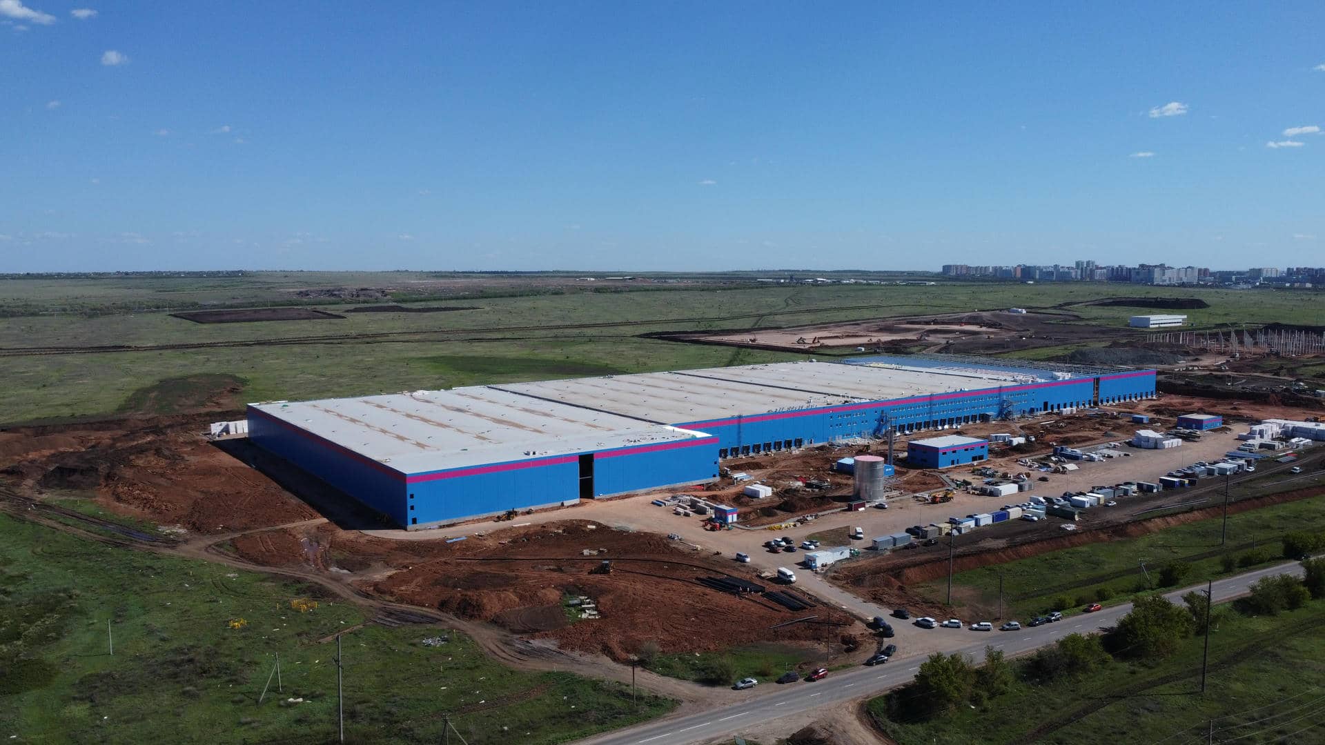 Наши сэндвич-панели на объектах (2).JPG