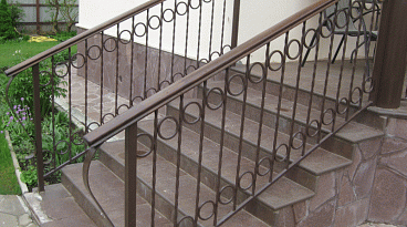 Перила для лестниц из металла